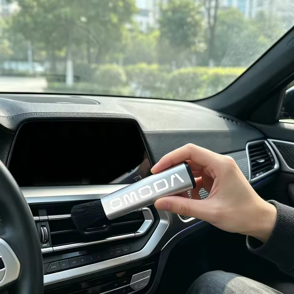 Omoda Car Cleaning Brush | Interior Air Vent & Dashboard Duster